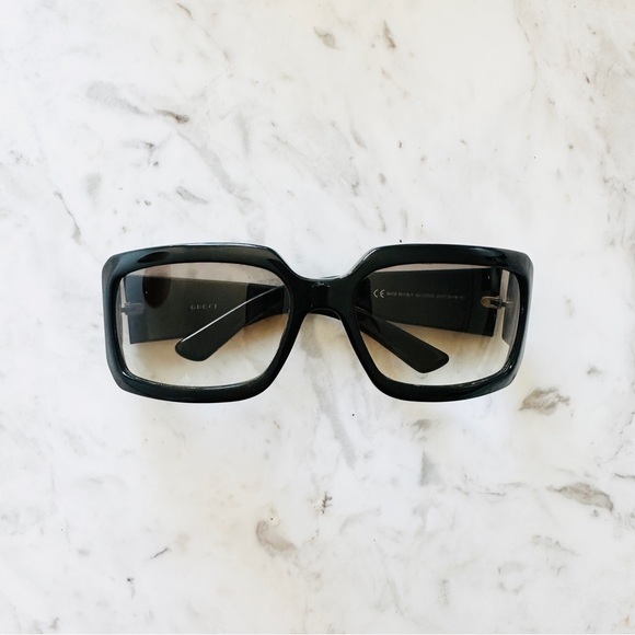 GUCCI Vintage Y2K Wrap-Around Sunglasses - Picture 3 of 15